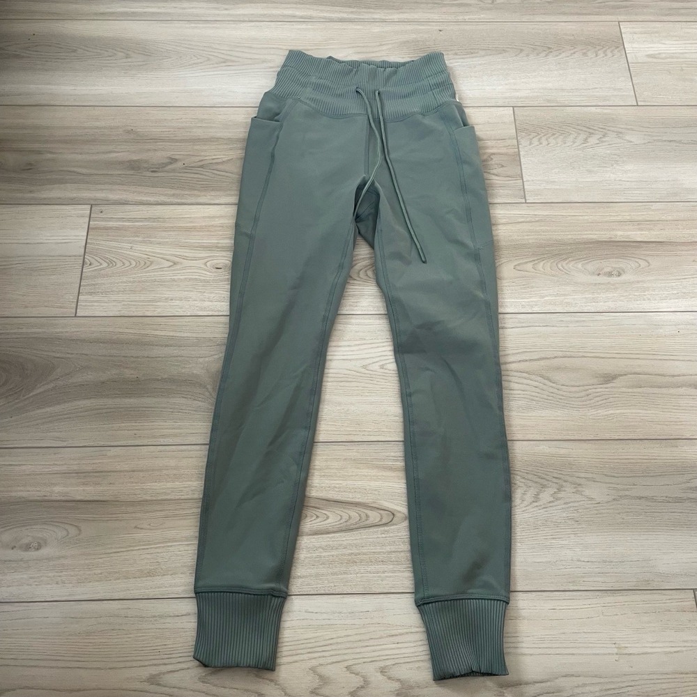 Avalanche Womens Green Ultra Soft‎ Squat Proof Jogger Legging Size Small